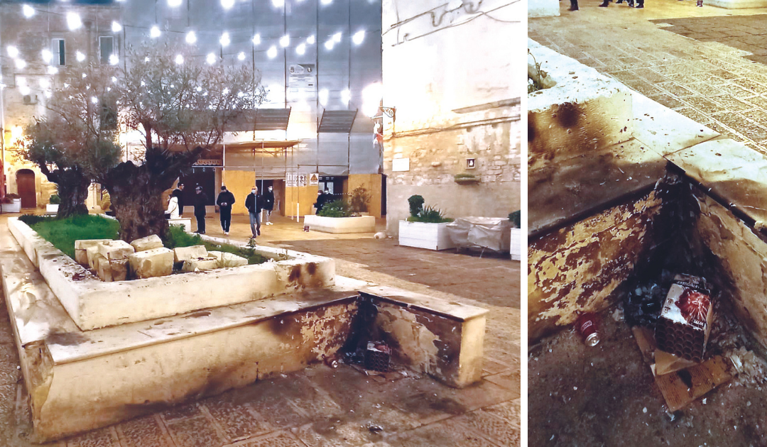 Le conseguenze dei botti natalizi fatti esplodere in largo Albicocca nonostante l’ordinanza di divieto