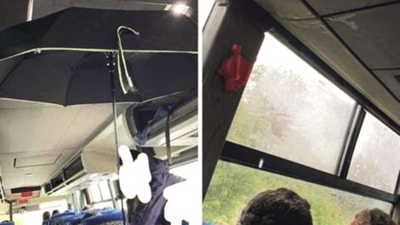 Terranova da Sibari, studenti in autobus con l’ombrello aperto e i topi