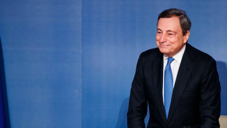 NON GIOCATE CON LA CARTA ESTREMA DRAGHI