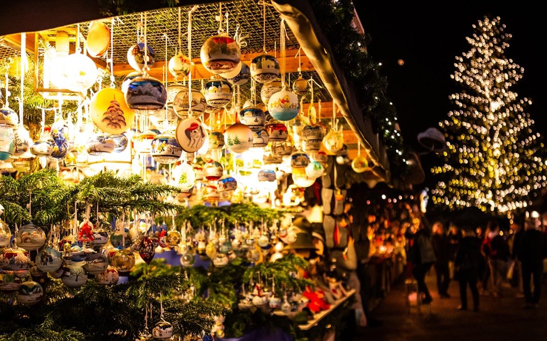 Un mercatino di Natale (Foto Getty)