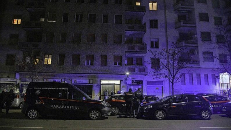 Milano, 82enne ucciso in casa con coltello e motosega: preso il presunto omicida