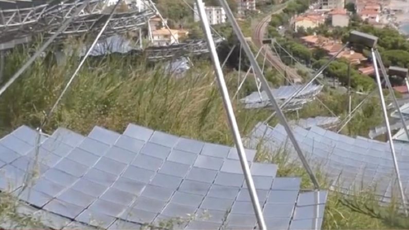 Abusivi i pannelli solari da 2,5 milioni dell'ospedale di Cetraro: vanno demoliti