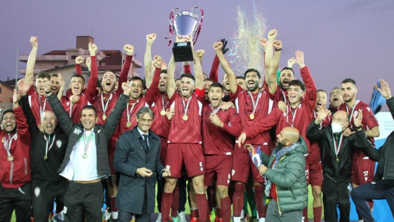 Calcio, il Locri vince la Coppa Italia Dilettanti