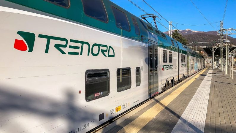 Trenord, poco personale e treni soppressi: un calvario senza fine