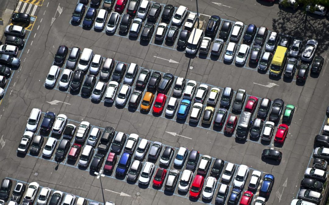 A dicembre 2021 mercato dell’auto ancora in netto calo