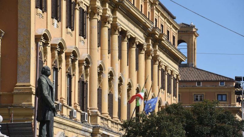 Conti pubblici, nel 2021 il fabbisogno statale a quota 106 miliardi