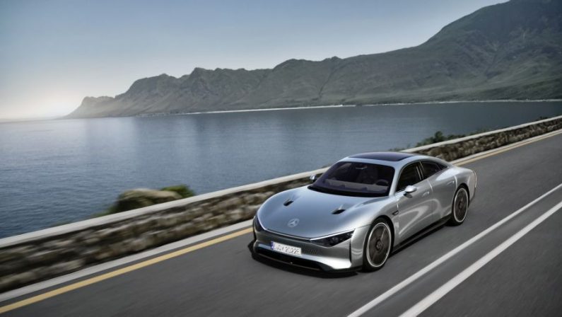Mercedes, con vision EQXX autonomia elettrica su nuovi livelli