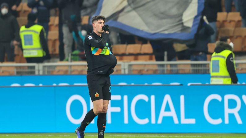 L’Inter piega 2-1 la Lazio e torna in vetta