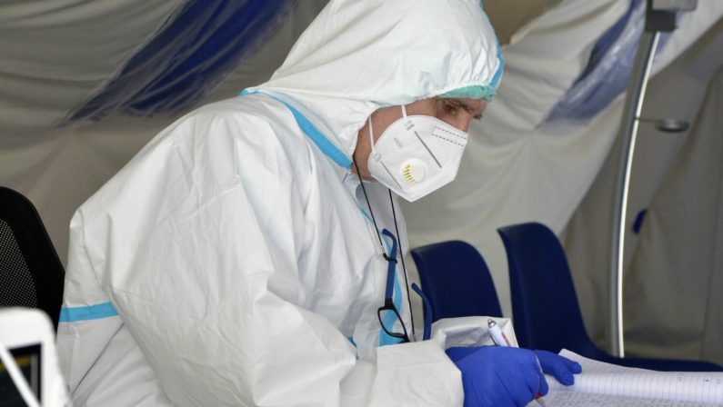 Covid, Anelli “No sconti sui numeri, ma interventi per ospedali”