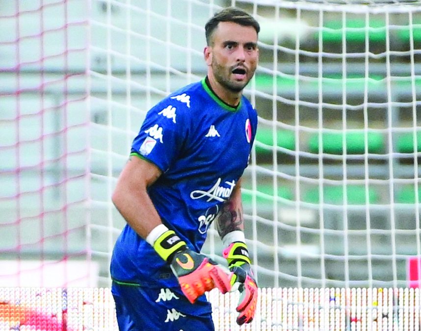 Il portiere del Bari, Gigi Frattali (foto: www.sscalciobari.it)