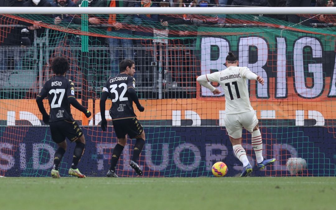 Ibra e doppietta Hernandez, il Milan vince 3-0 a Venezia