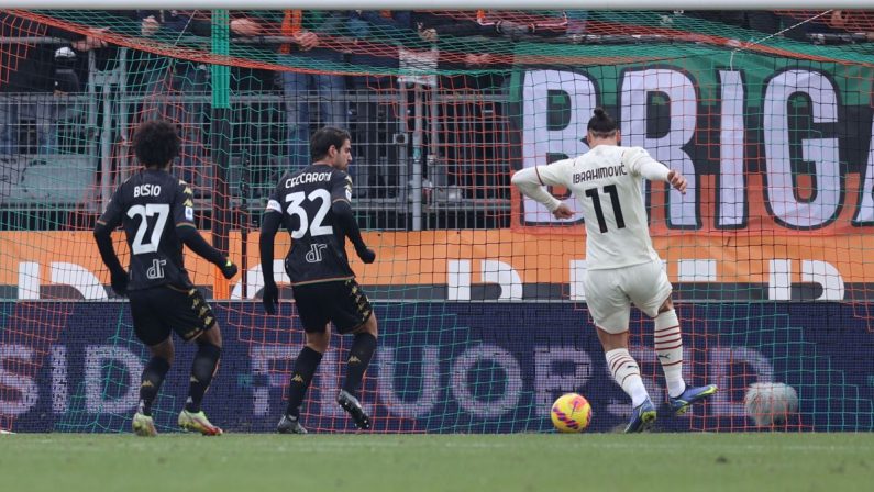 Ibra e doppietta Hernandez, il Milan vince 3-0 a Venezia