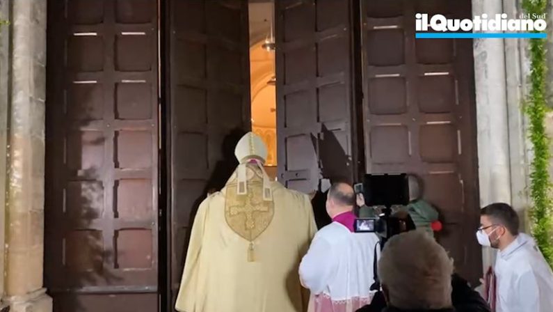 Gli 800 anni del duomo di Cosenza, l'apertura della Porta Santa