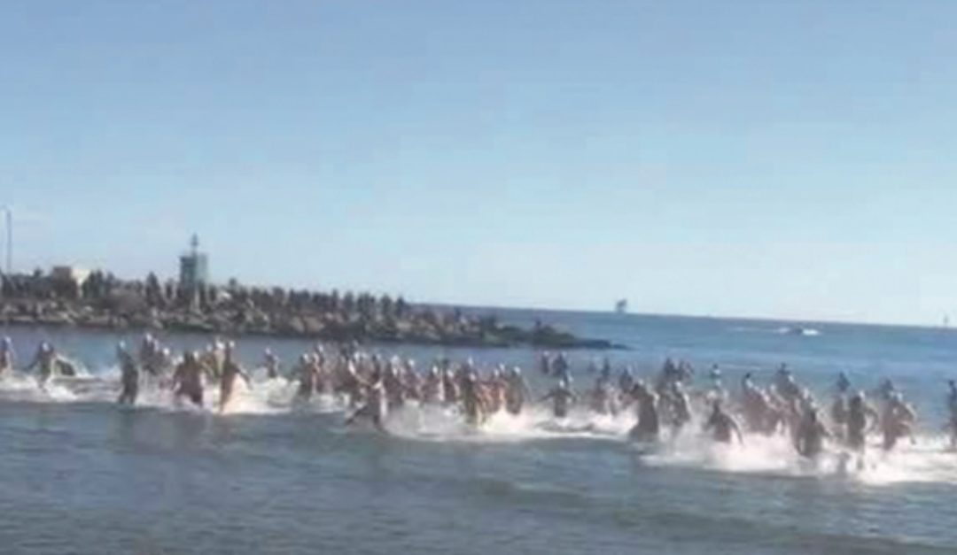 Il tuffo di Capodanno a Crotone