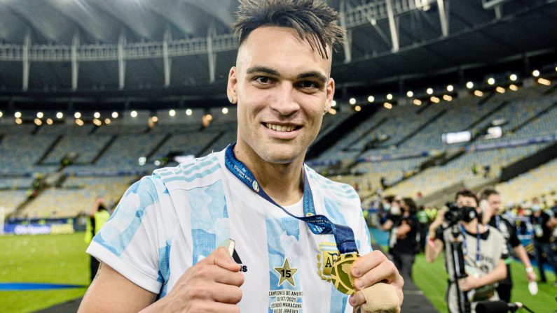 Ecuador vicino a Qatar2022, in gol Lautaro e Sanchez