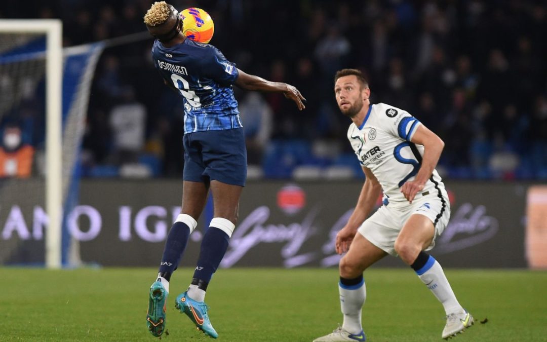 Dzeko risponde a Insigne, tra Napoli e Inter finisce 1-1