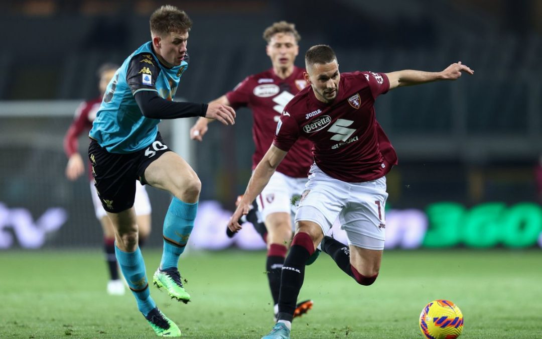 Brekalo illude il Torino, il Venezia rimonta e vince 2-1