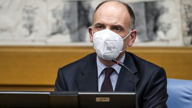 Bollette, Letta “Momento giusto per aiutare le famiglie e le imprese”