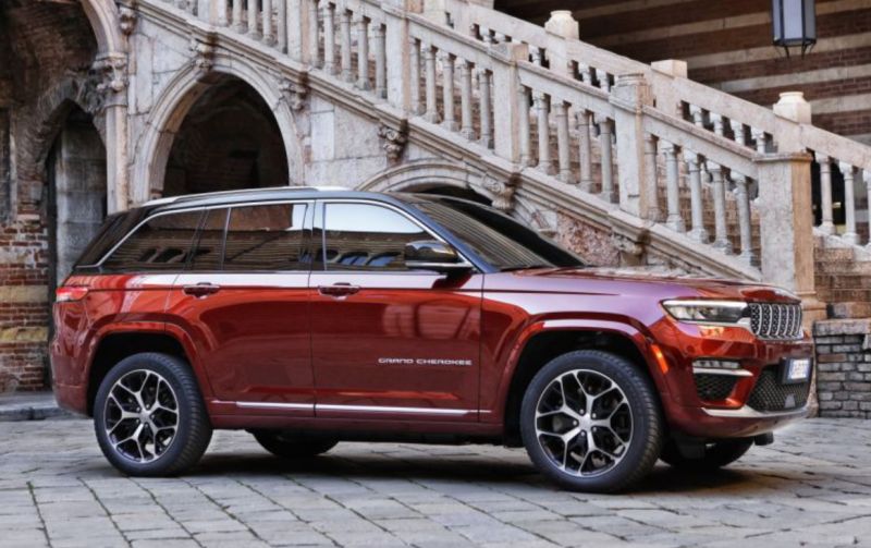 Jeep annuncia il debutto europeo della Grand Cherokee 4xe