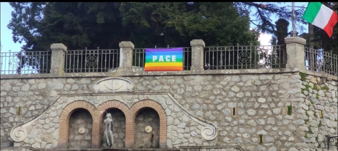 Bandiere della Pace a Cinquefrondi