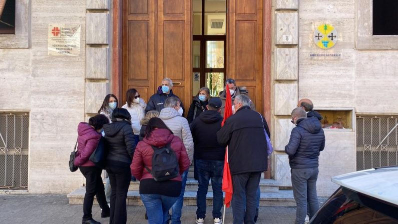 Protesta lavoratori Siarc di Corigliano Rossano, carenze e stipendi arretrati - VIDEO