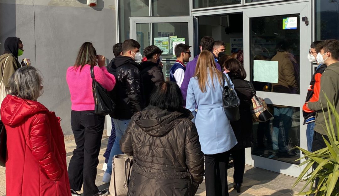 La protesta degli studenti del liceo di Castrolibero