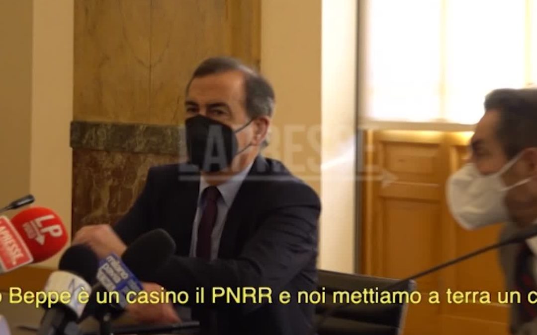 Beppe Sala e Attilio Fontana durante il fuorionda