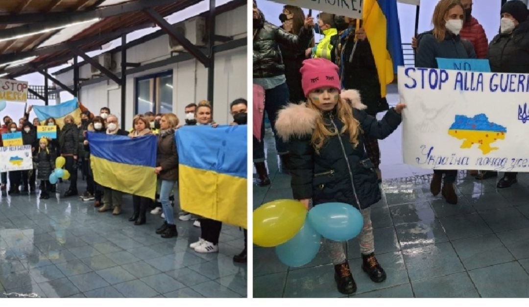 La manifestazione pro Ucraina a Trebisacce