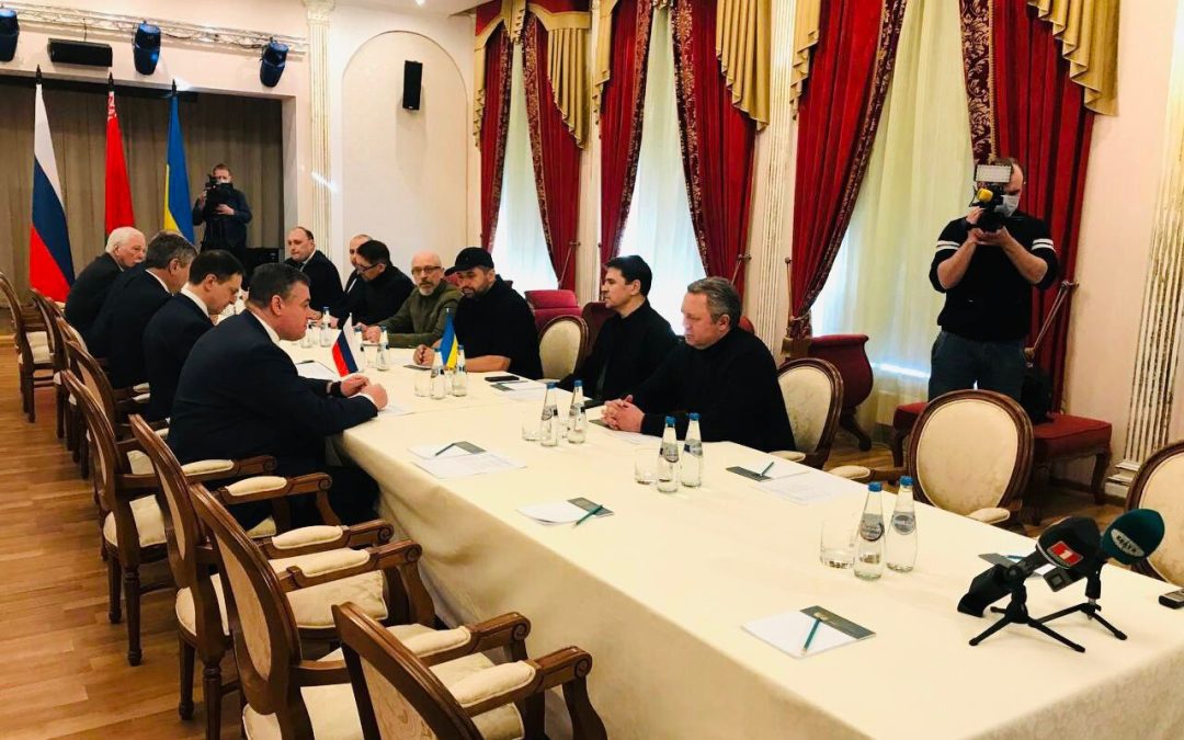 Ucraina, primo incontro tra le parti ma proseguono i combattimenti