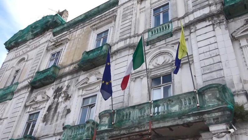 Sciolto per mafia il Comune di Castellammare di Stabia