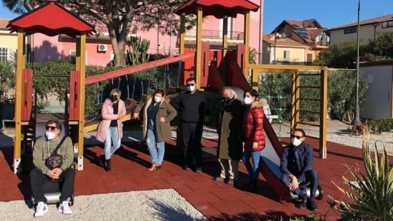 Marina di Gioiosa Jonica, ecco il nuovo parco giochi sul lungomare