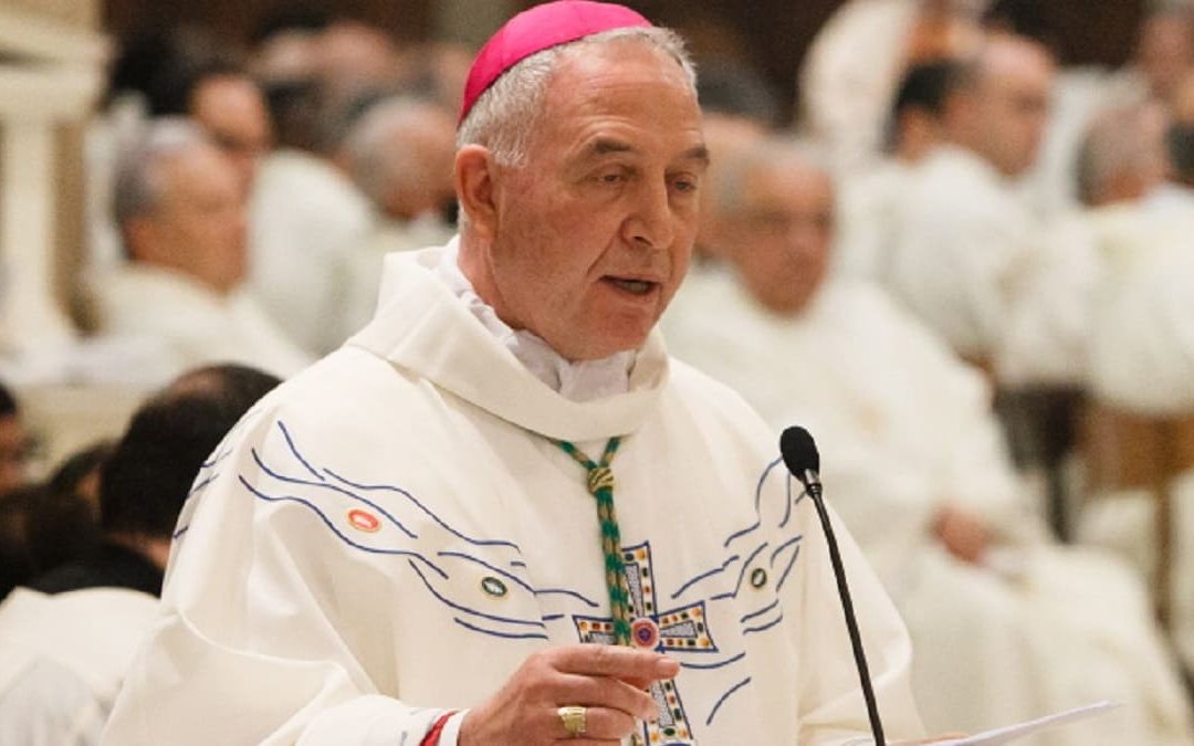 Il vescovo metropolita monsignor Salvatore Ligorio