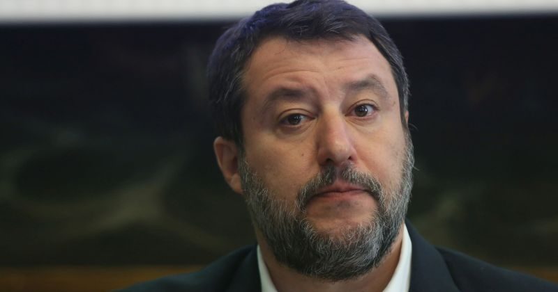 Salvini ad alta tensione, accuse non solo dal Pd ma anche dalla Lega