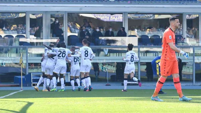 Il Napoli si rilancia a Verona nel segno di Osimhen
