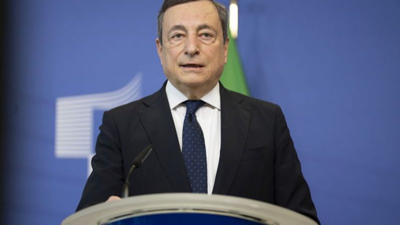 Energia, Draghi “Intervenire subito, sfida oltre emergenza della guerra”