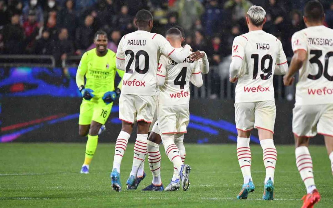 Il Milan vince a Cagliari e tiene a distanza il Napoli