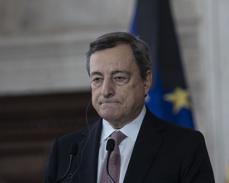 Draghi “Fondi per i profughi nel prossimo Consiglio Ue. Subito aiuti”