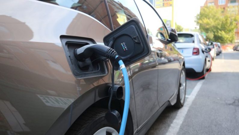 Mobilità sostenibile, prosegue la crescita dei veicoli elettrificati