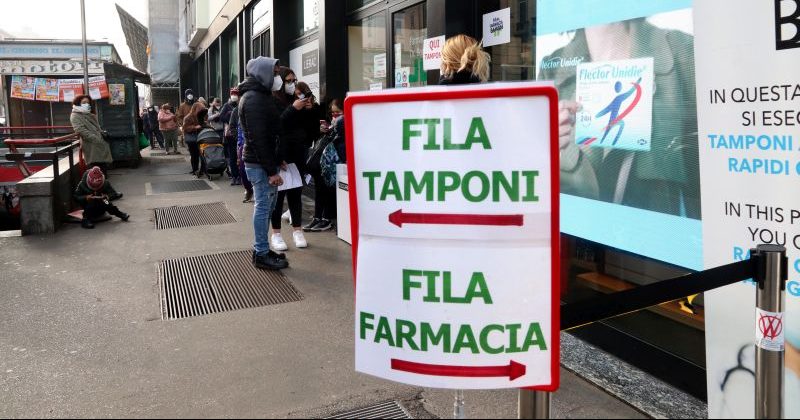 Anche in Puglia stop ai tamponi gratuiti in farmacia