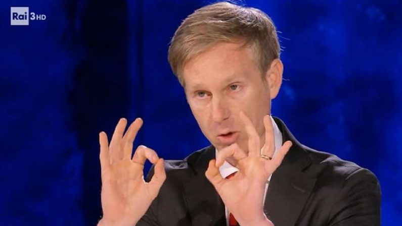 Il pacifista a gettone che tenta di alzare l'audience della Berlinguer