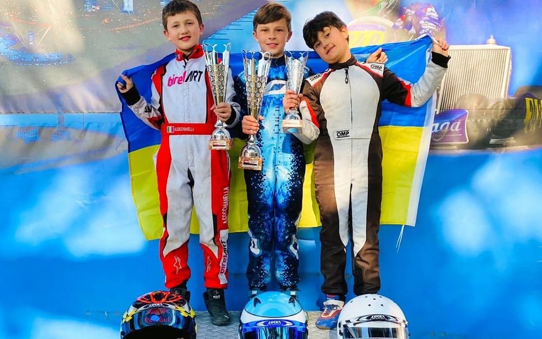 Il piccolo Antonio di Zambrone trionfa nel kart con il team dell’Ucraina