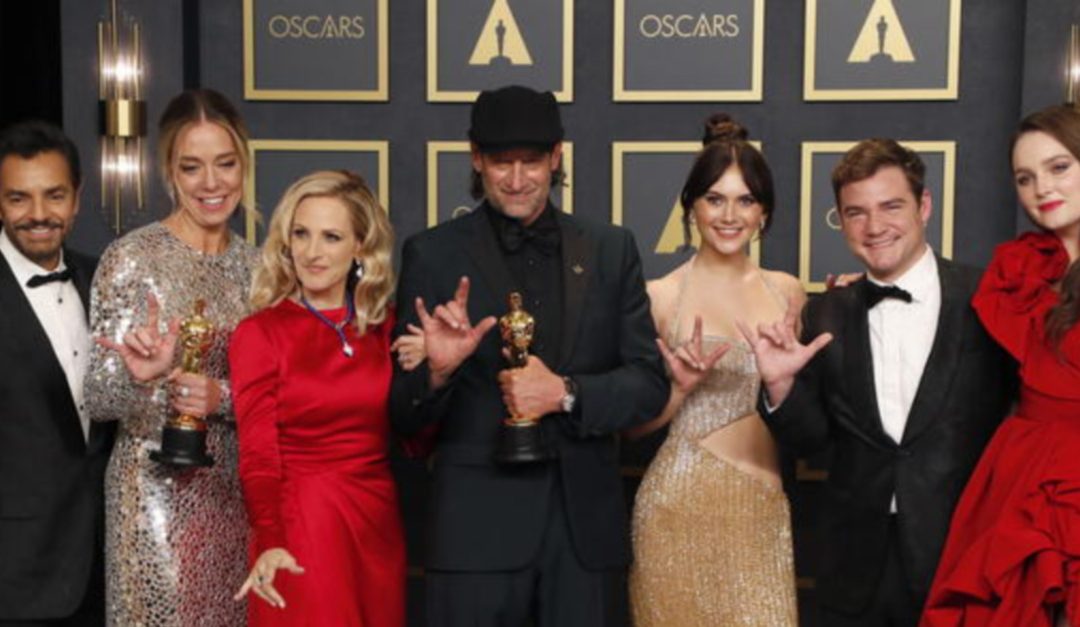 Il cast di "Coda" festeggia l'Oscar