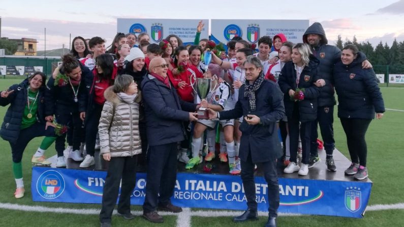 Coppa Italia femminile: la squadra del Cosenza è campione regionale