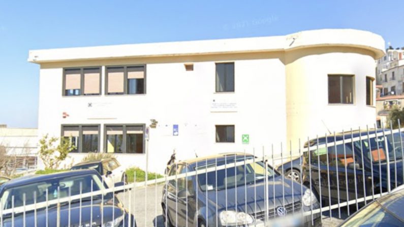 Liceo delle molestie a Belvedere Marittimo, acquisite foto dalla Procura