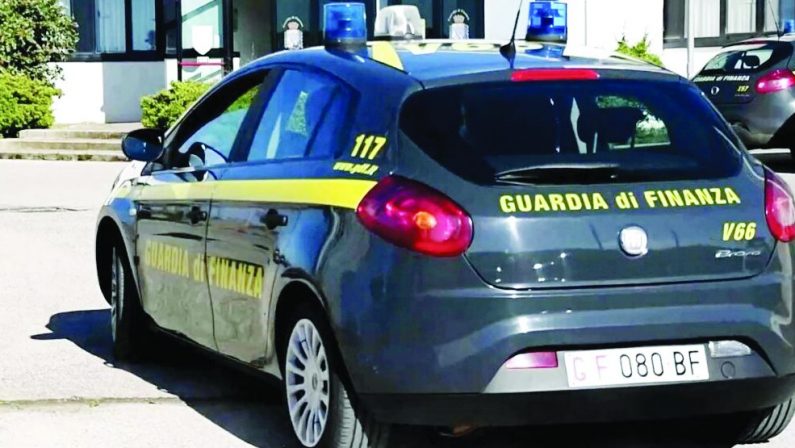 Appalti truccati, arrestato il sindaco di Polignano a Mare