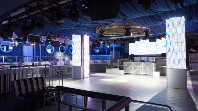 Sparatoria in discoteca nel Catanzarese, il questore chiude il locale per 20 giorni