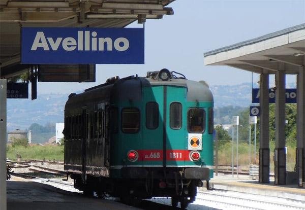 Treni, De Luca esclude Avellino
