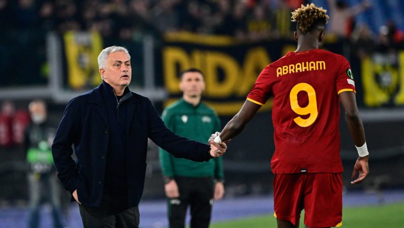 Abraham-gol al 91°, 1-1 col Vitesse e Roma ai quarti