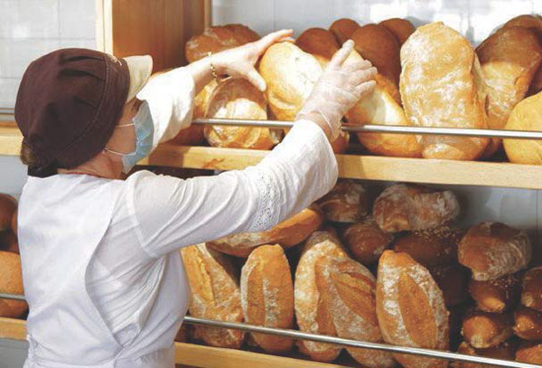 Pane, prezzo su del 30%