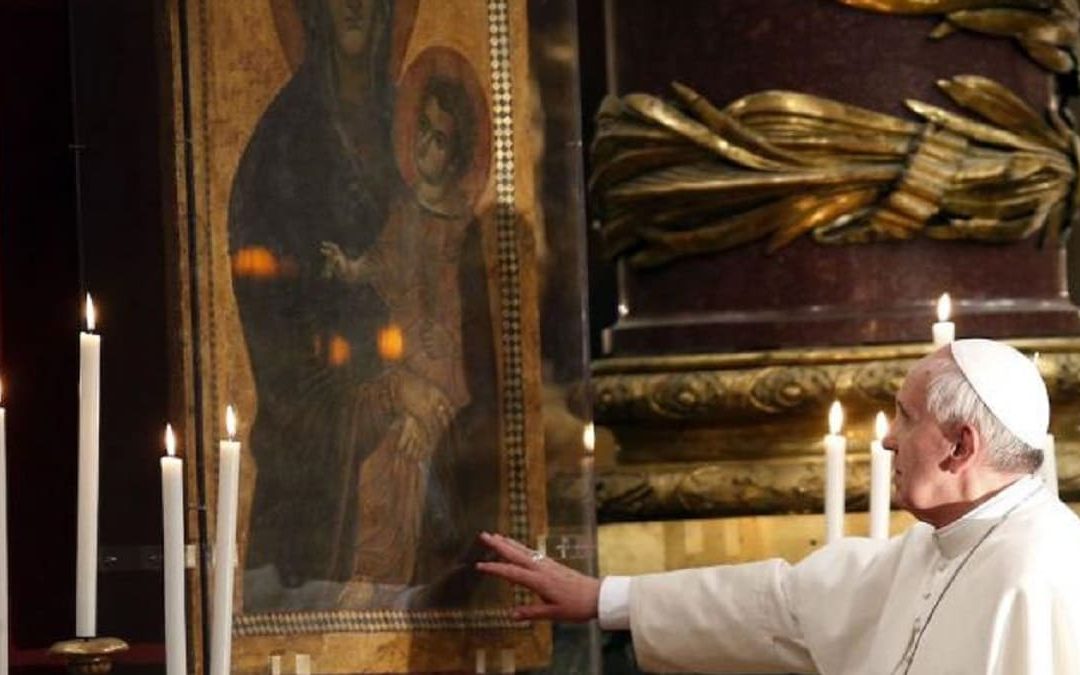 Papa Francesco consacra Russia e Ucraina a Maria